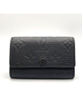 Louis Vuitton Multicles 6 Enabled Taurillon Leather Black Key Case Silver Key